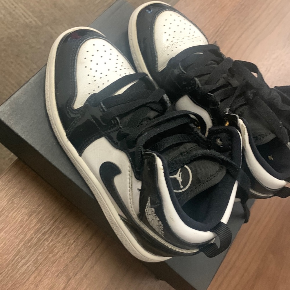 Panda Jordan 1s